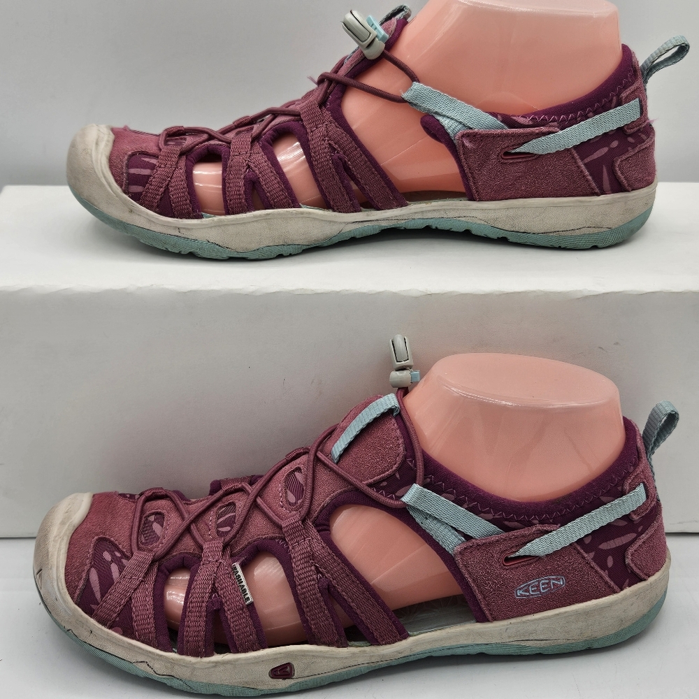 Keen Newport H2 hiking outdoor shoes size 6